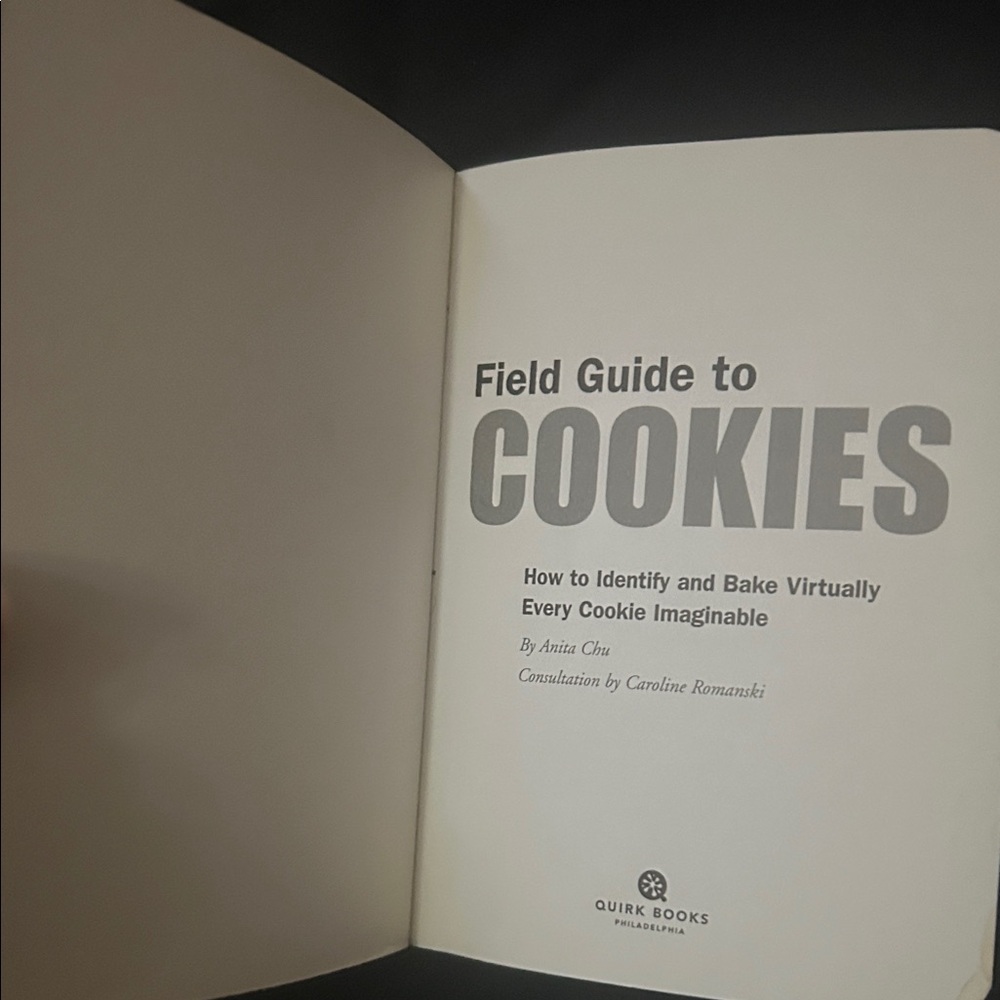 Field Guide to Cookies Book - Picture 7 of 11